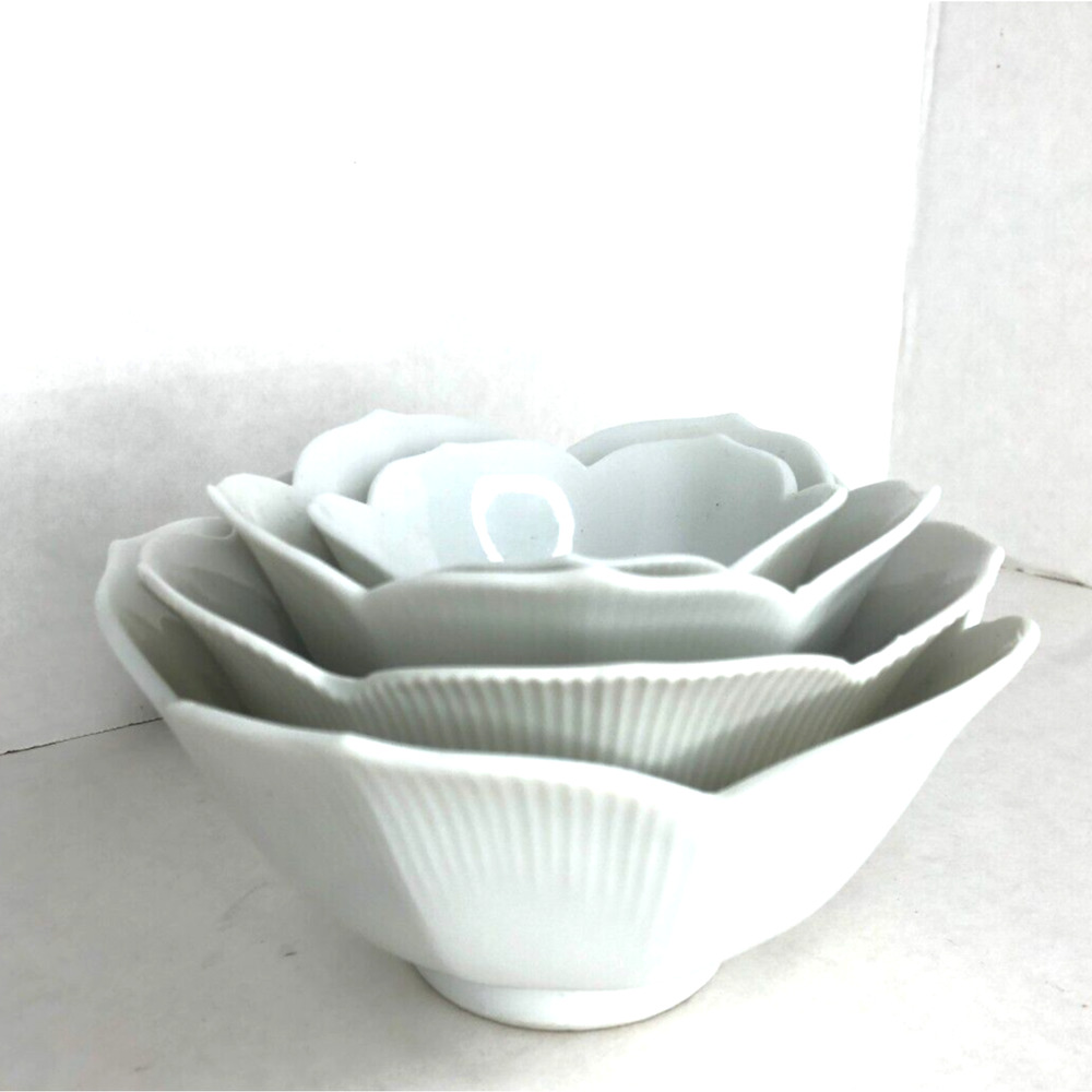 Lot of 4 Nesting Vintage Lotus Flower White Porcelain Rice Dipping Bowls Ribbed